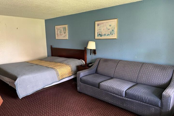 1 King Bed (28 of 44)