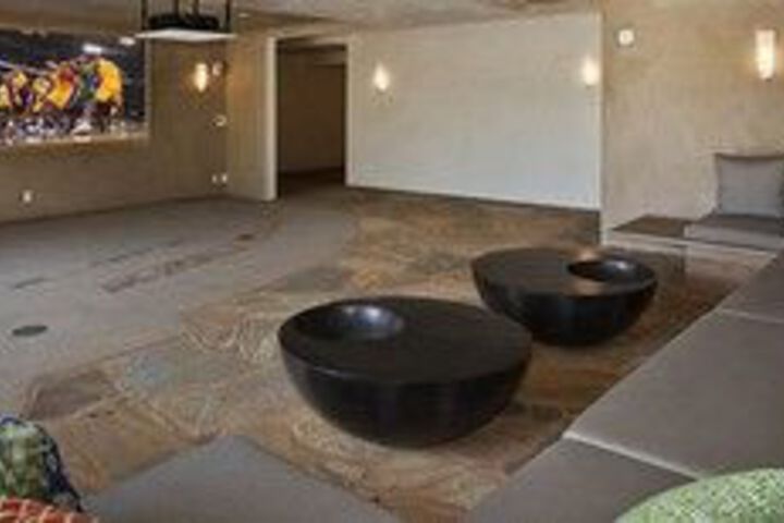 Entertainment 38 of 38