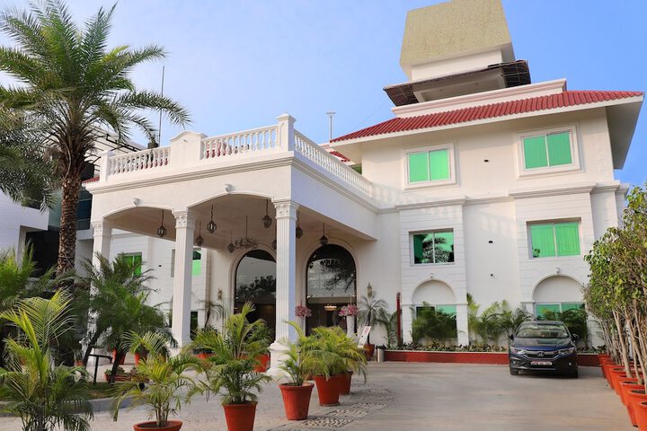 Jalsa Hotel & Banquets