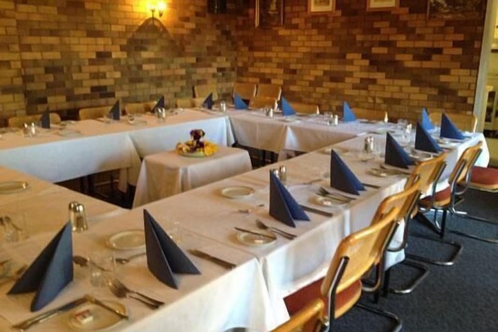 Dining 49 of 65