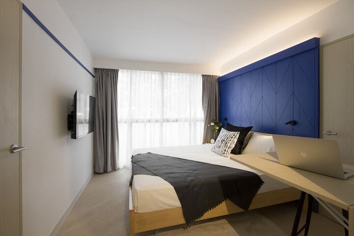 Room 9 of 43