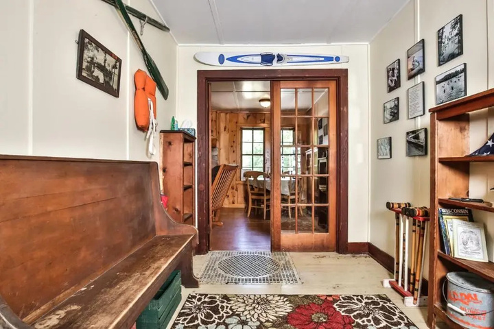 Room 5 of 13