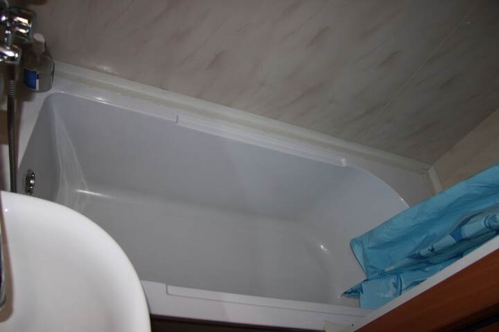 Room 9 of 20