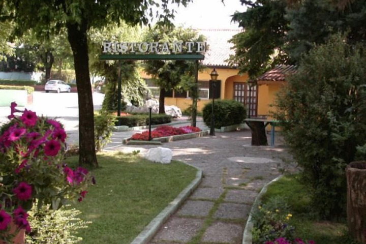 Hotel 58 of 77