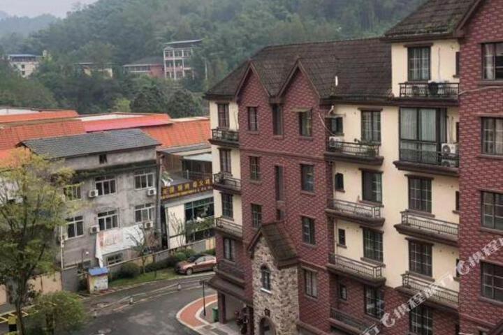 Hua Shui Rong Shan Homestay