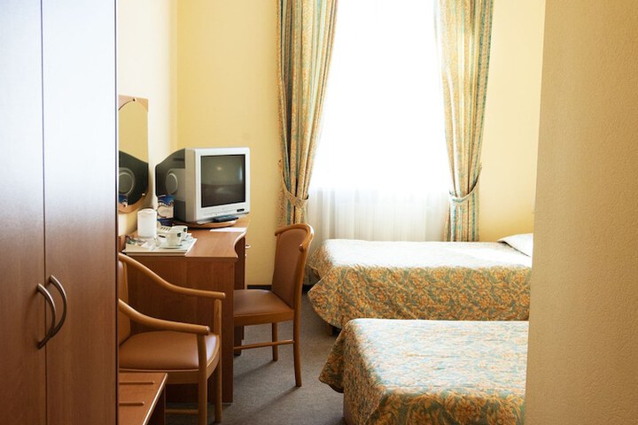 Room 28 of 71
