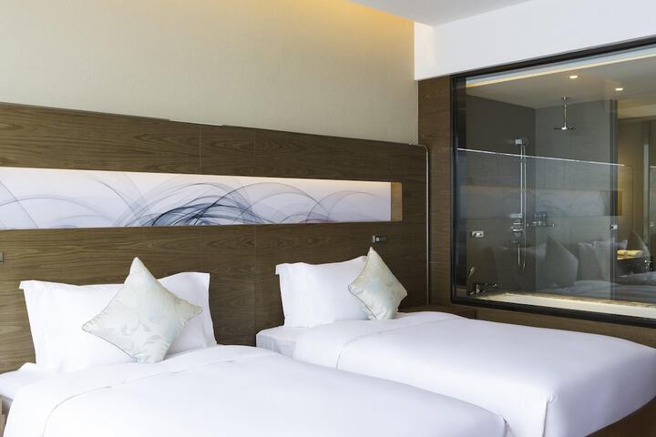 Room 20 of 70