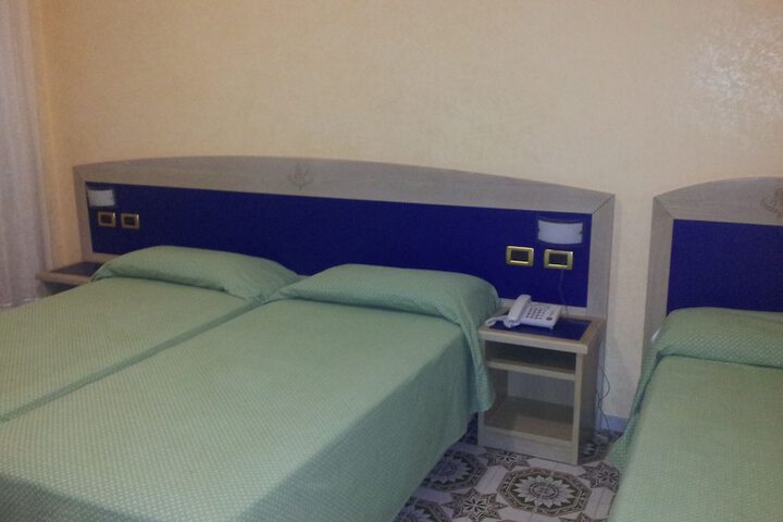 Room 14 of 55