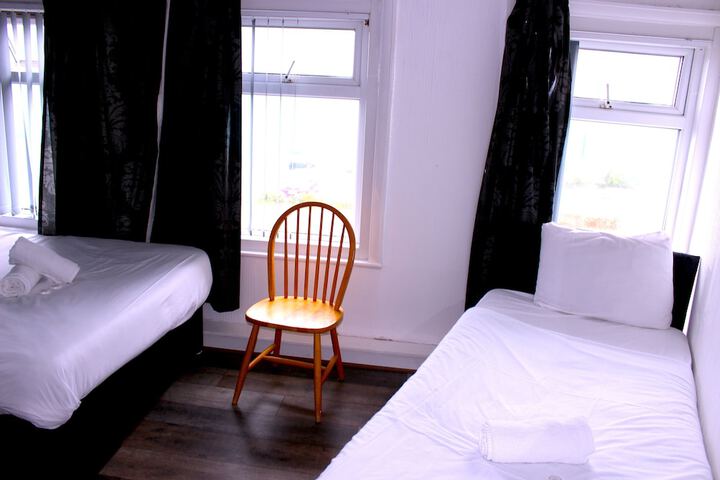 Room 63 of 106