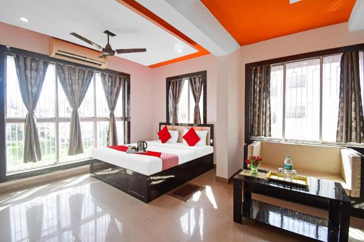 OYO Flagship Shree International