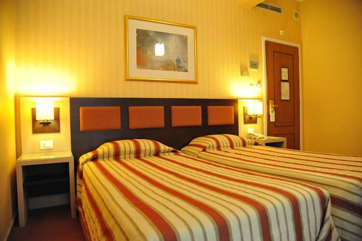 Room 31 of 43