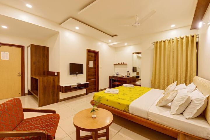 Room 7 of 24
