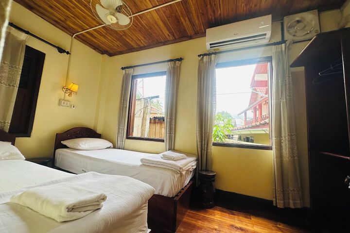Room 16 of 60