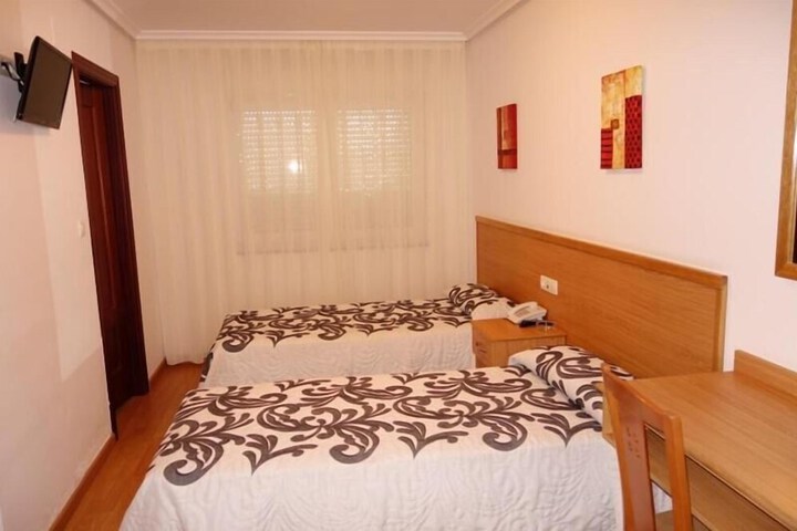 Room 15 of 62