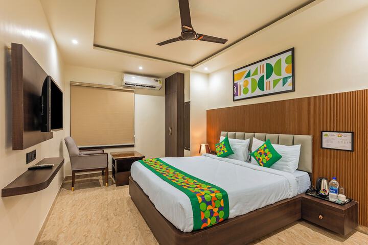 Room 16 of 29