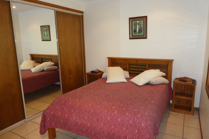 Room 6 of 39