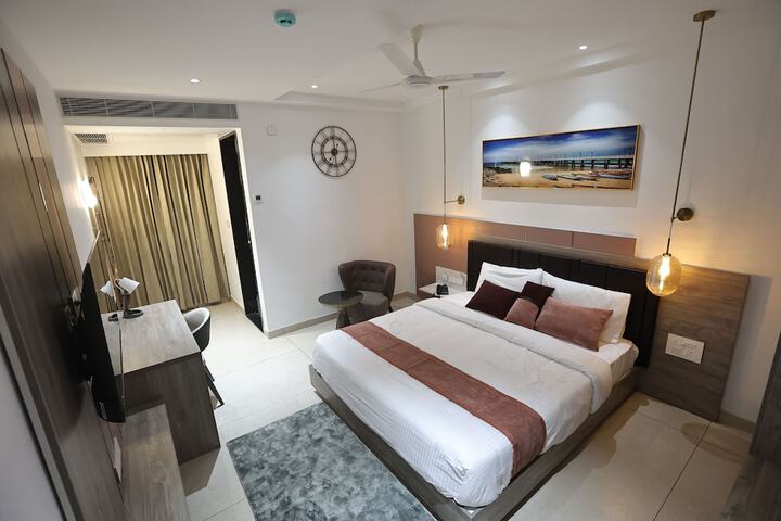 Room 3 of 23