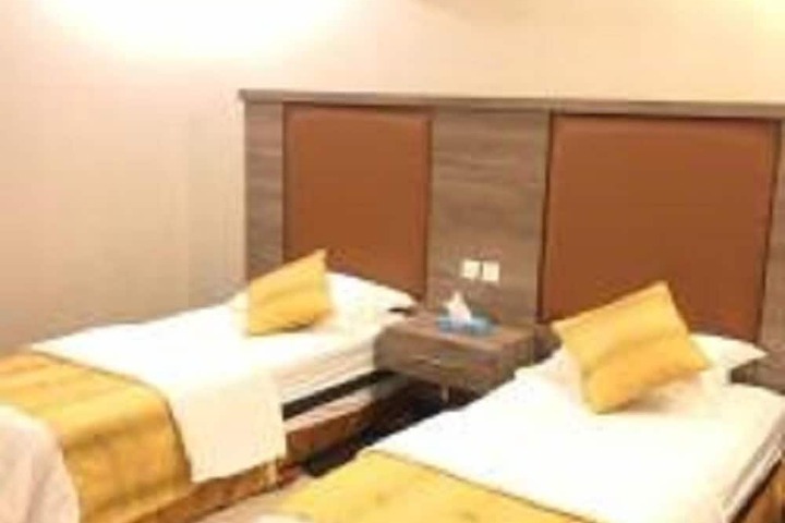 Room 4 of 26