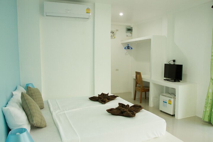 Room 11 of 79
