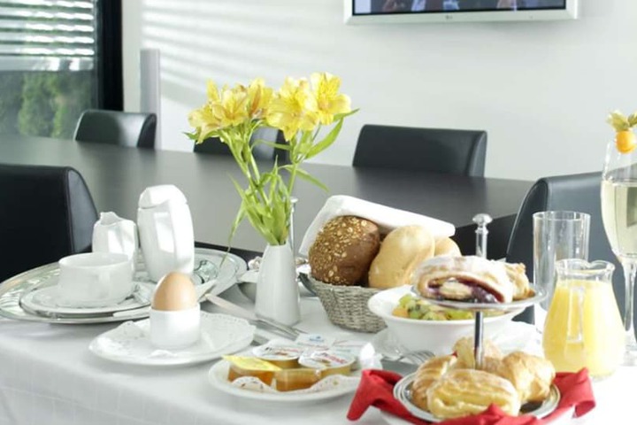 Breakfast/Coffee Service 44 of 57