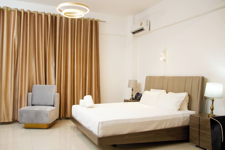 Room 8 of 58