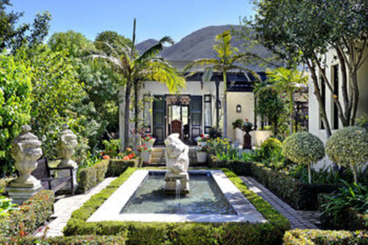 21 Roux Street Guesthouse in Cape Town