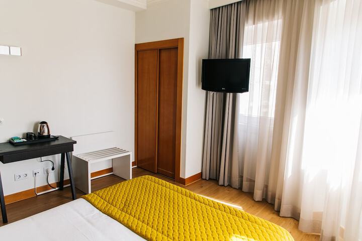 Room 44 of 89