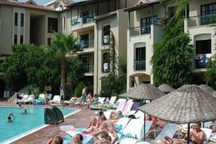 Hotel with Pool