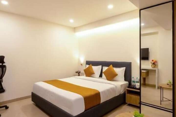 Room 7 of 29