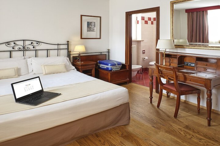 Room 20 of 81