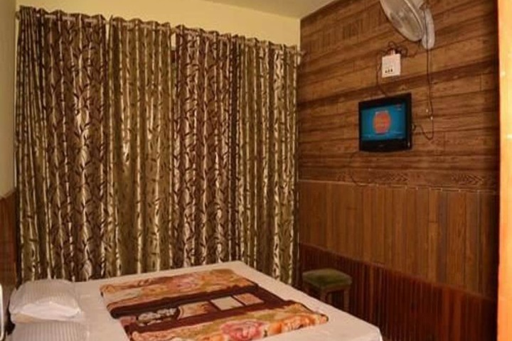 Room 9 of 20