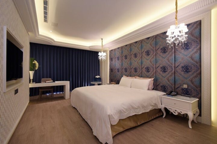 Room 65 of 113