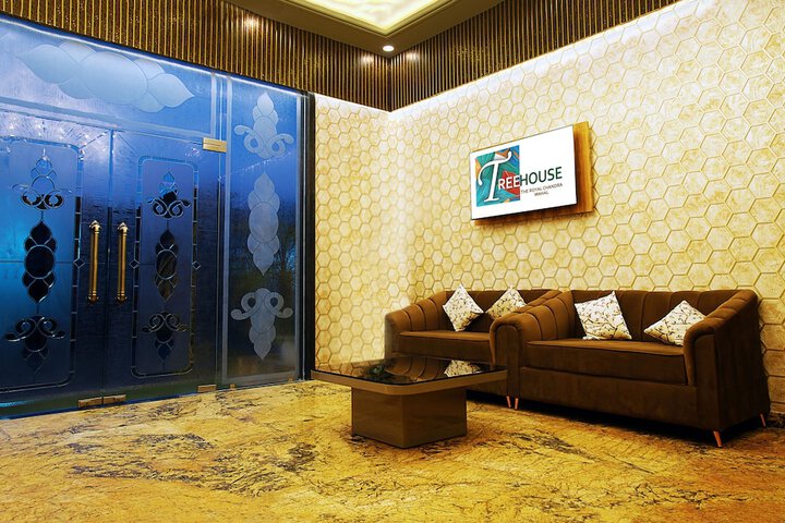 Hotel Interior 4 of 22