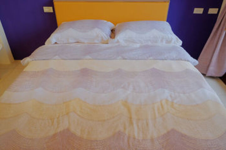 Room 6 of 22