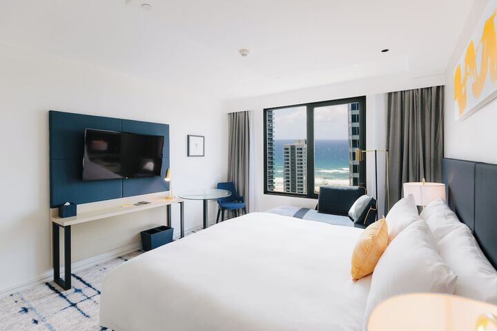 Room 32 of 113