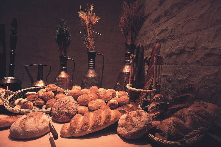 Dining 66 of 104