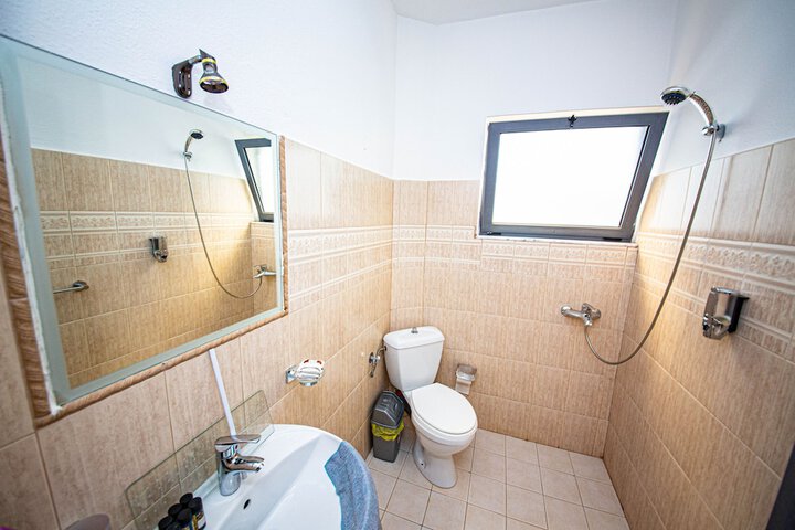 Room 44 of 56