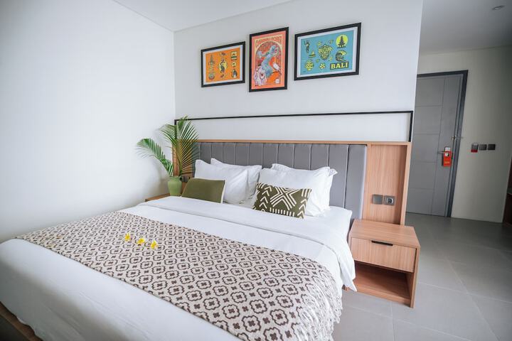 Room 21 of 50