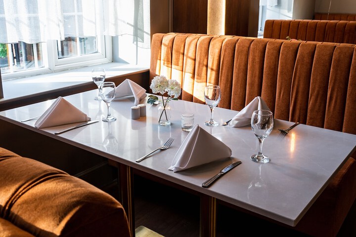 Dining 154 of 295