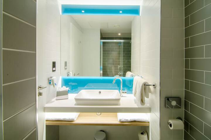Clean Restrooms