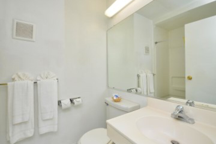 Room 13 of 22