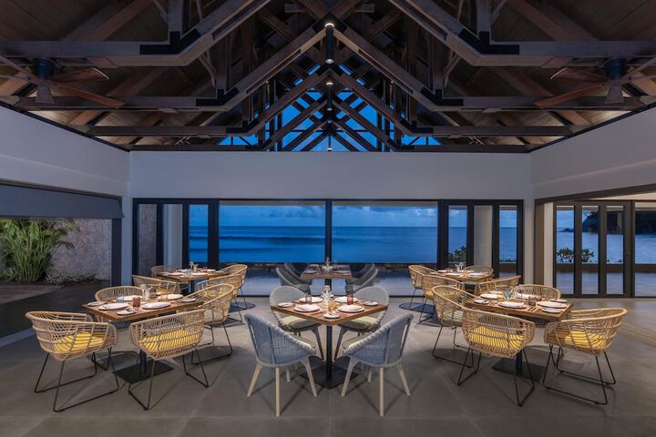 Dining 52 of 75