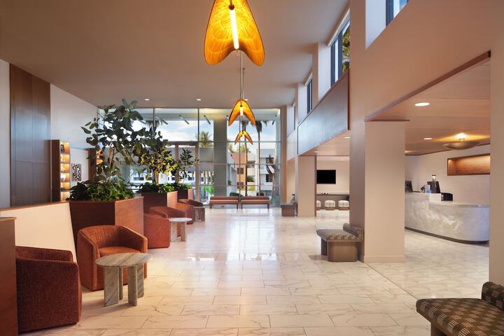 Guest Lobby