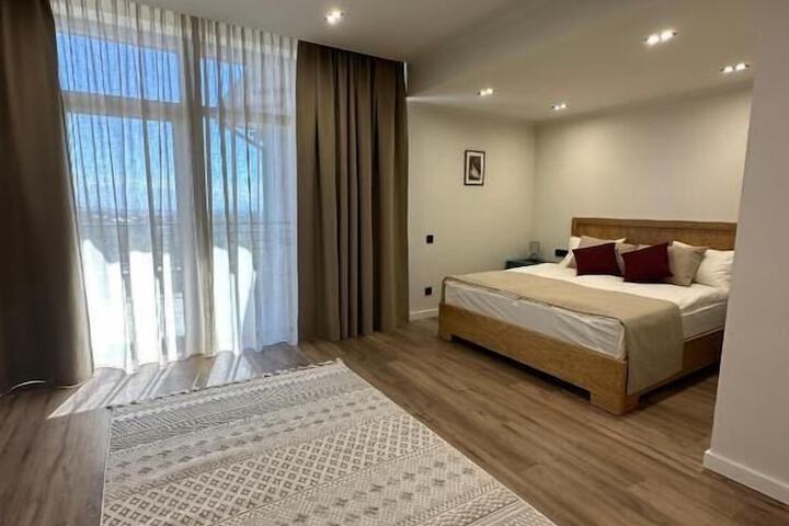 Room 4 of 58