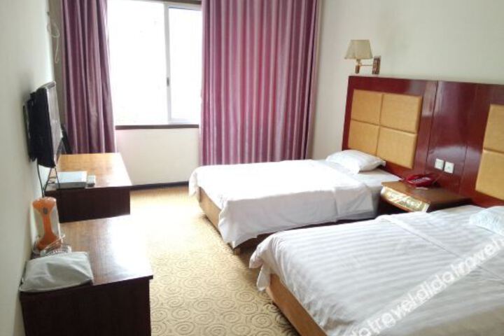 Shimen baofeng hotel