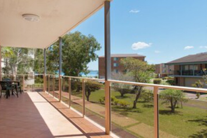 Terrace/Patio 3 of 12