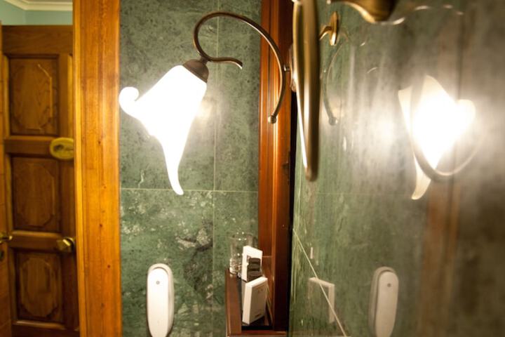 Clean Restrooms