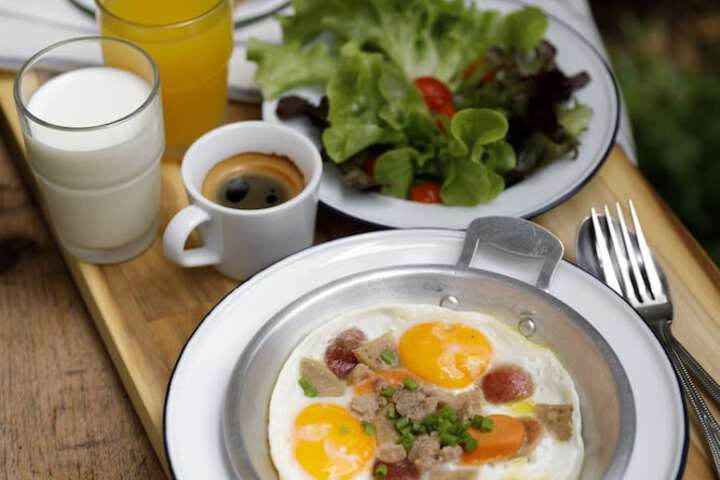 Breakfast/Coffee Service 97 of 138