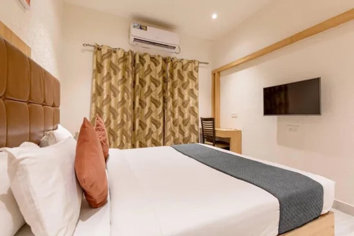 Room 42 of 47