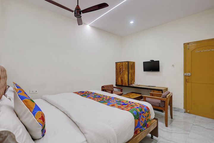 Room 15 of 29